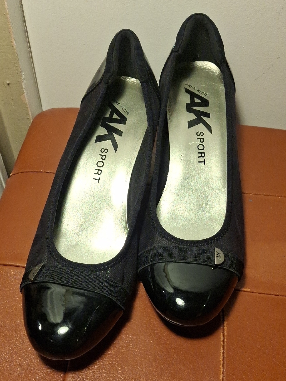 Ann Klein Women’s Black Ballet Flats